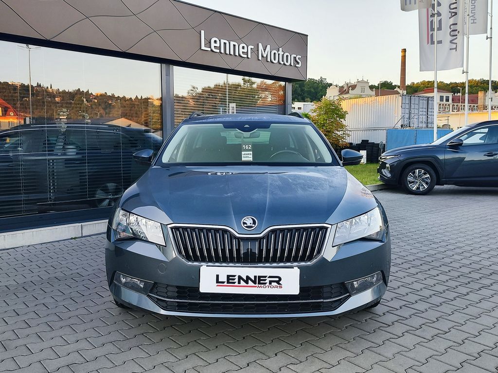 Škoda Superb