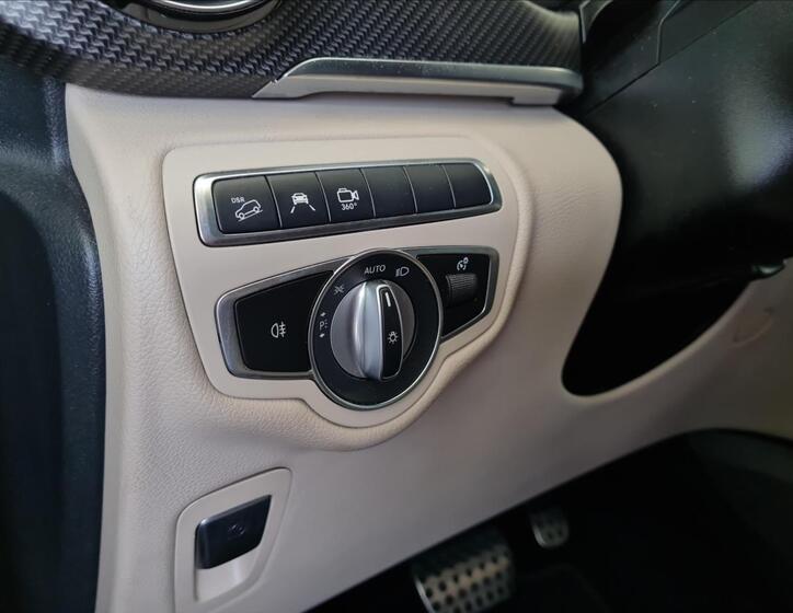 Mercedes-Benz Třídy V 11