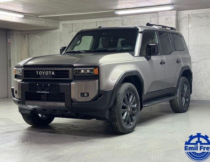 Toyota Land Cruiser 1