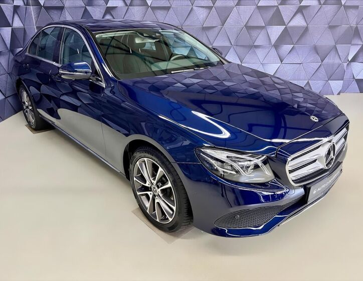 Mercedes-Benz Třídy E 4