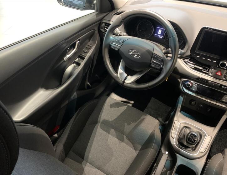 Hyundai i30 18