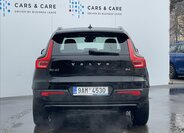 Volvo XC40 SUV / Terénní 2,0 l 145 kw