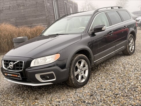 Volvo XC70 Kombi 2,4 l 151 kw
