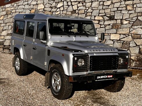Land Rover Defender Ostatní 2,4 l 90 kw