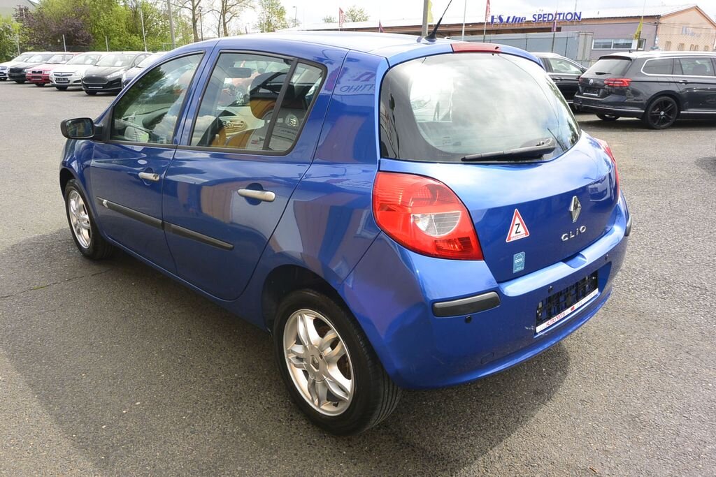 Renault Clio Hatchback 1,1 l 55 kw