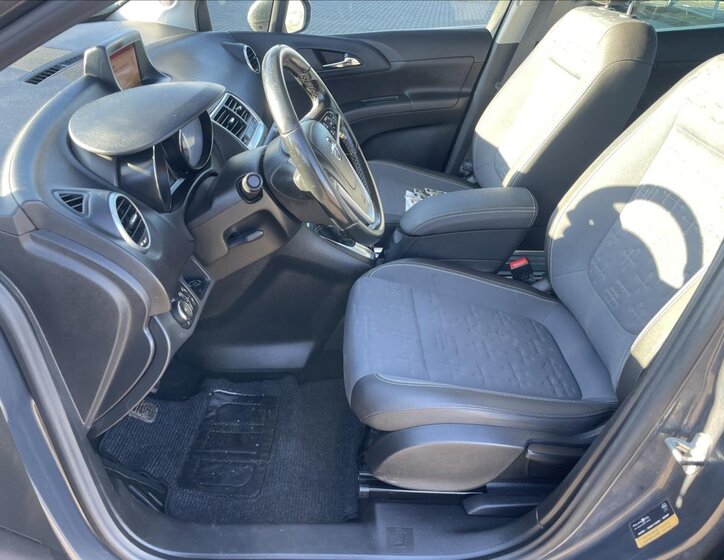 Opel Meriva MPV 1,4 l 88 kw