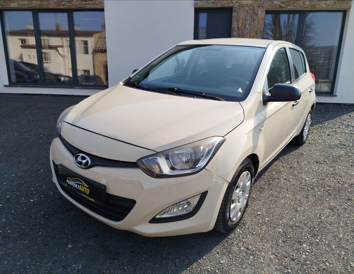 Hyundai i20 Hatchback 1,2 l 63 kw