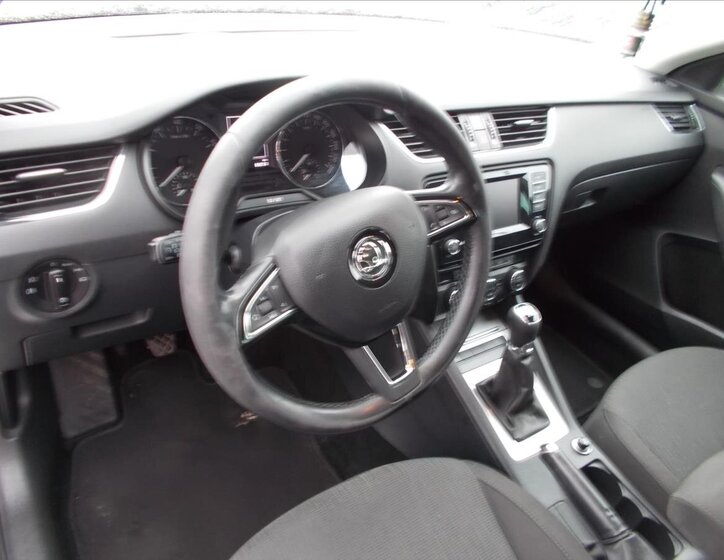 Škoda Octavia 19
