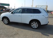 Mitsubishi Outlander Kombi 2,3 l 110 kw