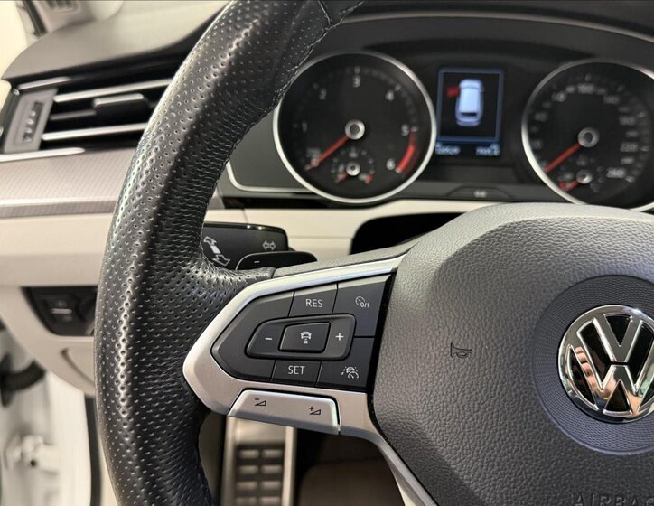 Volkswagen Passat 14
