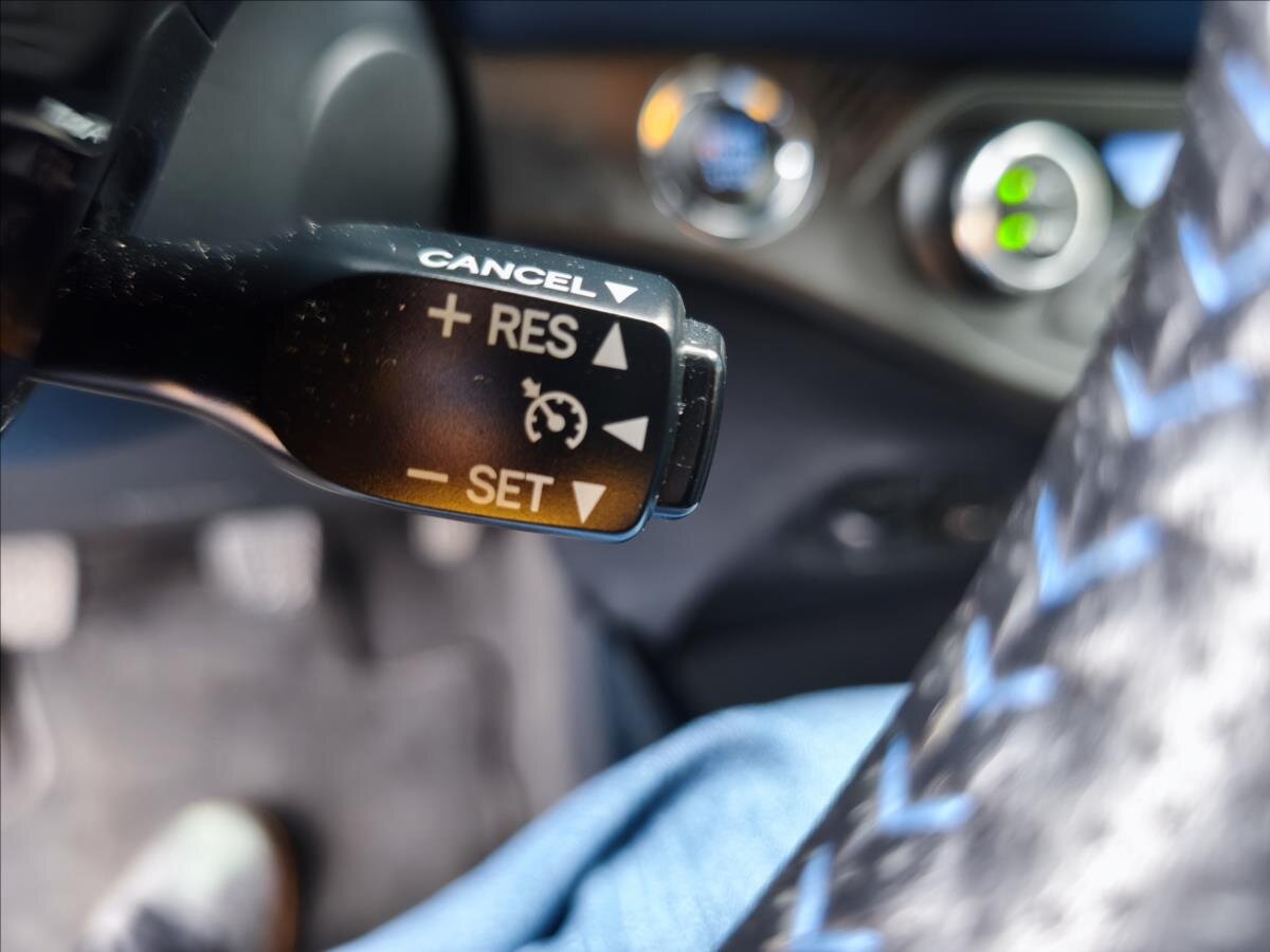 Toyota Yaris Hatchback 1,5 l 82 kw