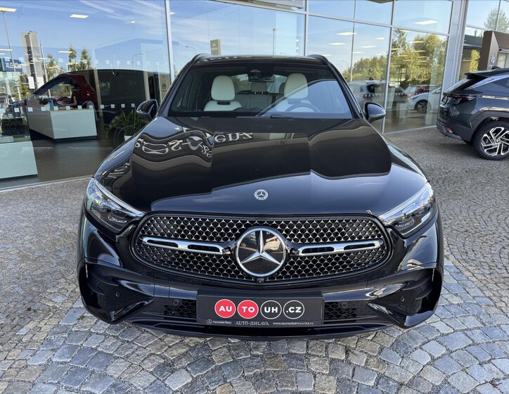 Mercedes-Benz GLC SUV / Terénní 2,0 l 245 kw