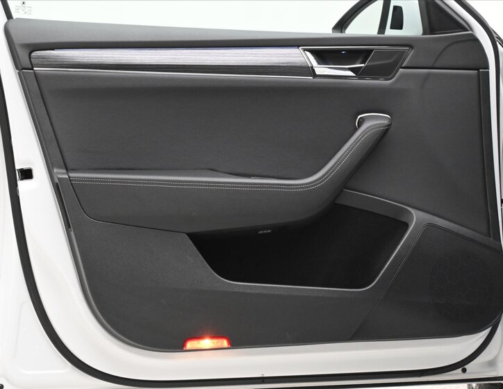 Škoda Superb Kombi 1,4 l 115 kw