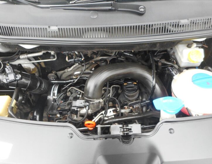 Volkswagen Transporter Valník 2,0 l 75 kw