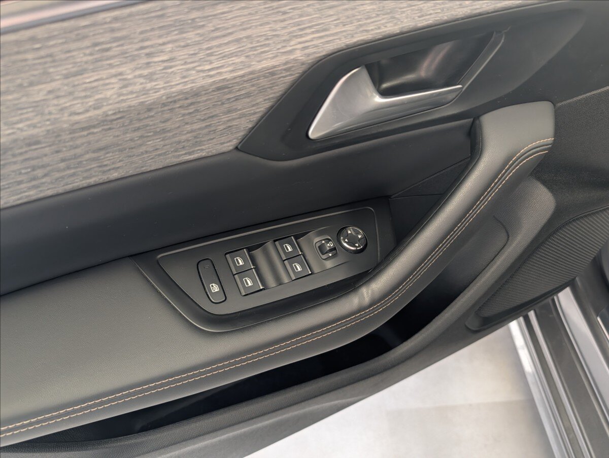 Peugeot 508 Kombi 2,0 l 130 kw