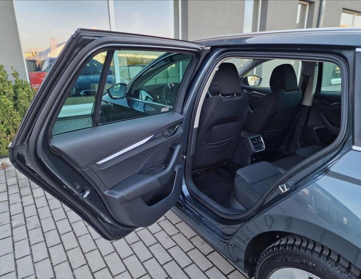 Škoda Octavia Kombi 2,0 l 85 kw