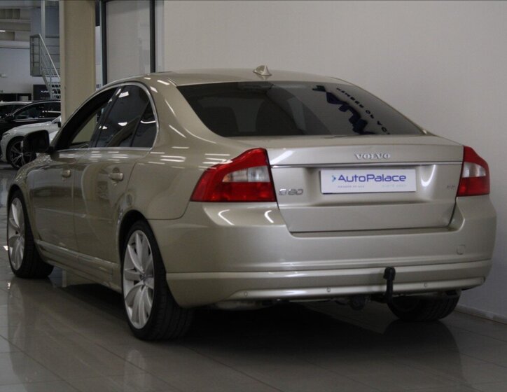 Volvo S80 Sedan 3,2 l 175 kw