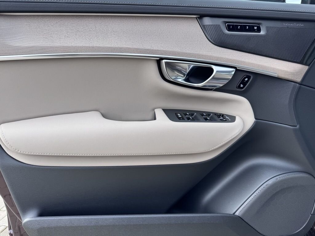 Volvo XC90 SUV 2,0 l 184 kw