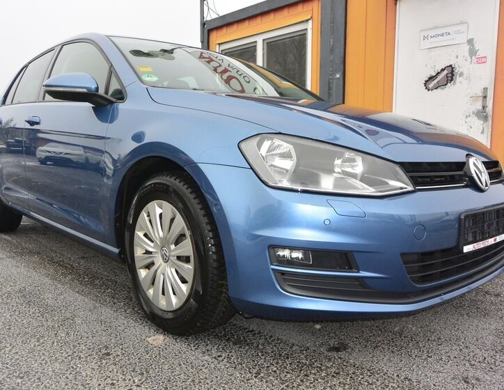 Volkswagen Golf 40