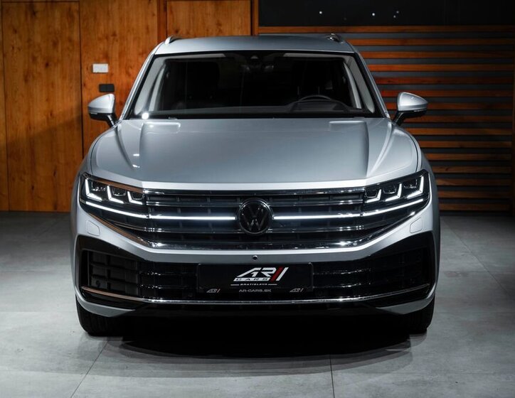 Volkswagen Touareg SUV 3,0 l 210 kw