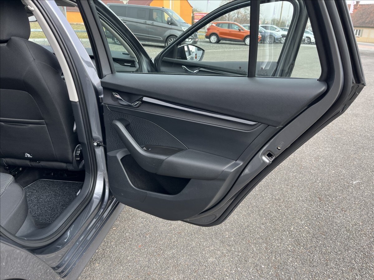 Škoda Octavia Kombi 2,0 l 85 kw