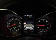 Mercedes-Benz Třídy X 19