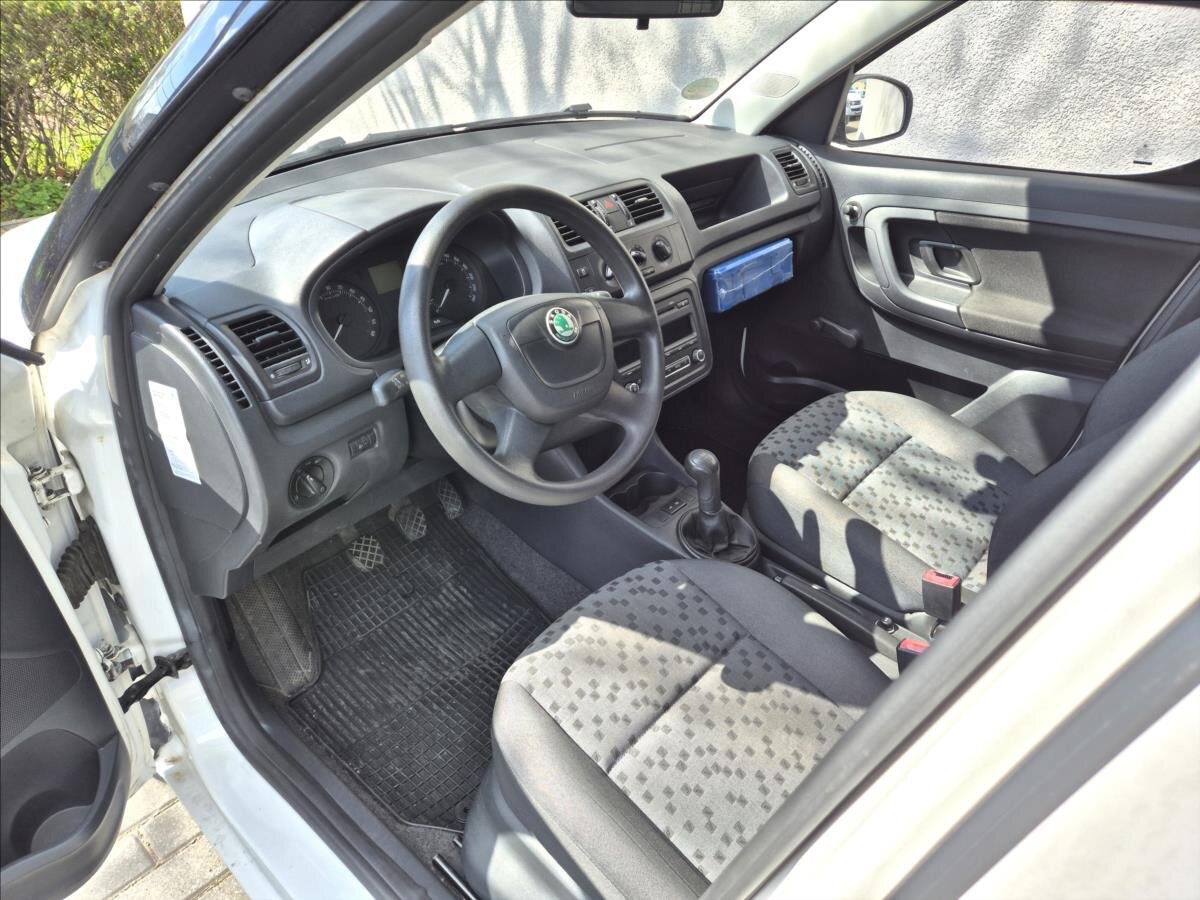 Škoda Praktik Skříň 1,6 l 66 kw