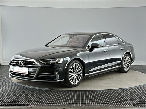 Audi A8 Sedan / Limuzína 3,0 l 210 kw