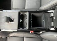 Land Rover Range Rover Velar SUV / Terénní 2,0 l 150 kw