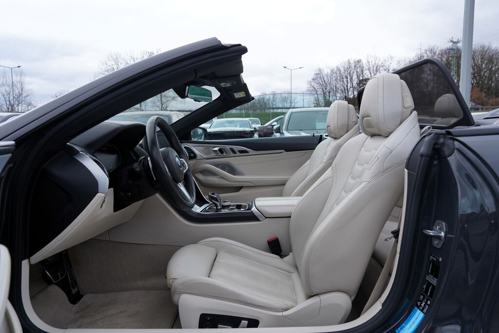 BMW Řada 8 Kabriolet 4,4 l 390 kw