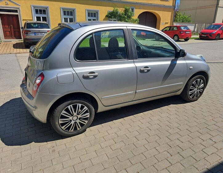 Nissan Micra 12