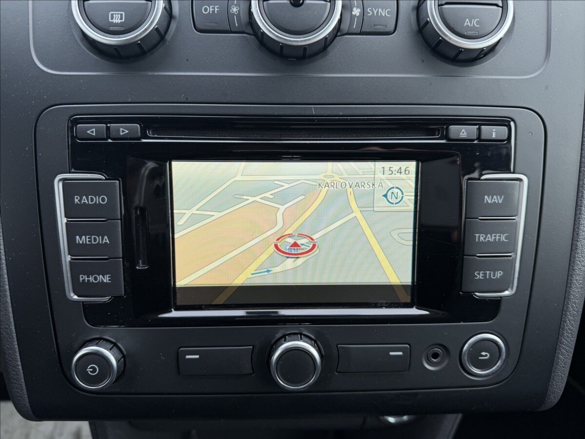 Volkswagen Touran MPV 1,2 l 77 kw