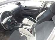 Škoda Superb Sedan / Limuzína 1,9 l 96 kw