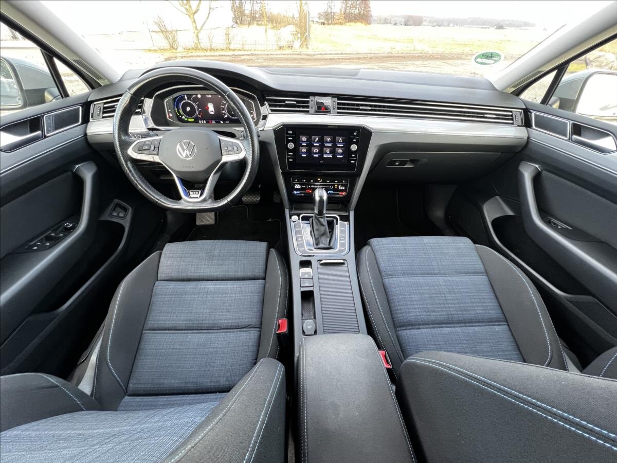 Volkswagen Passat Kombi 1,4 l 160 kw