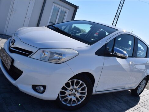 Toyota Yaris Hatchback 998,0 51 kw