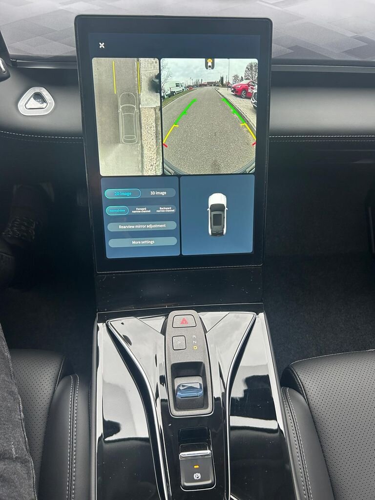 Dongfeng Ostatní SUV / Terénní 1,5 l 145 kw