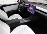 Tesla Model 3 Sedan / Limuzína 0,0 366 kw