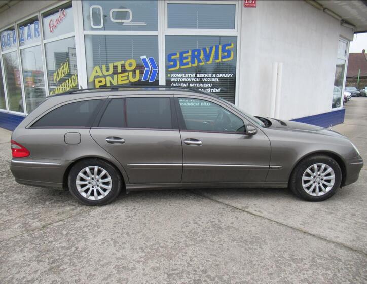 Mercedes-Benz Třídy E 7