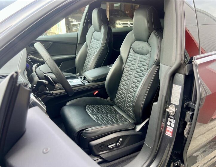 Audi RS Q8 SUV / Terénní 4,0 l 441 kw