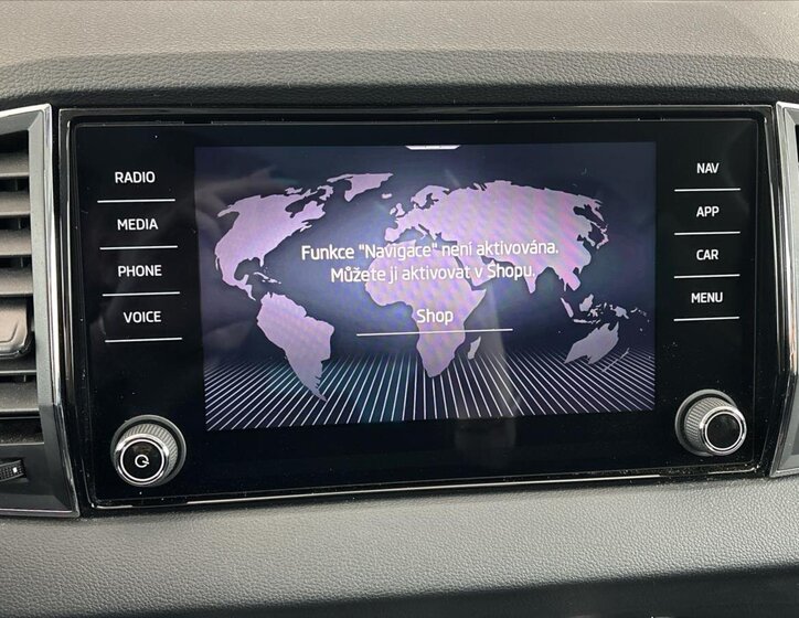 Škoda Karoq SUV / Terénní 1,5 l 110 kw