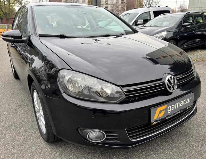 Volkswagen Golf 15