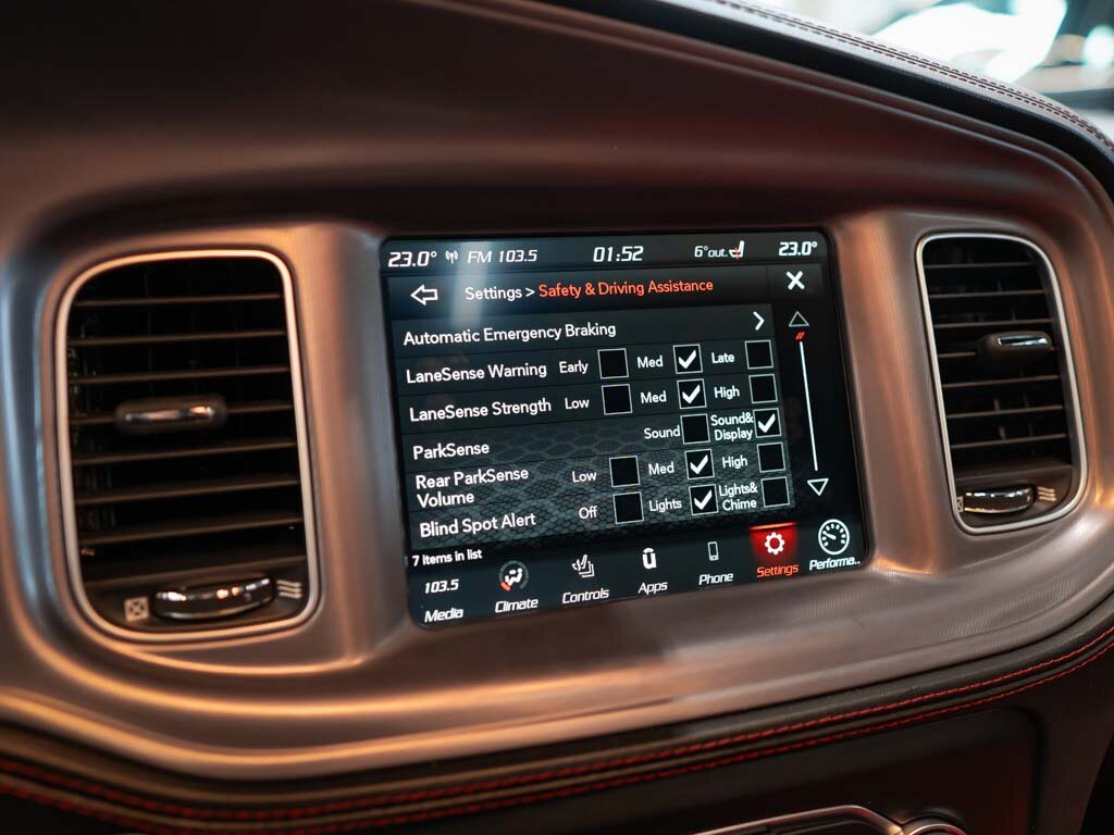 Dodge Charger Sedan 6,4 l 362 kw