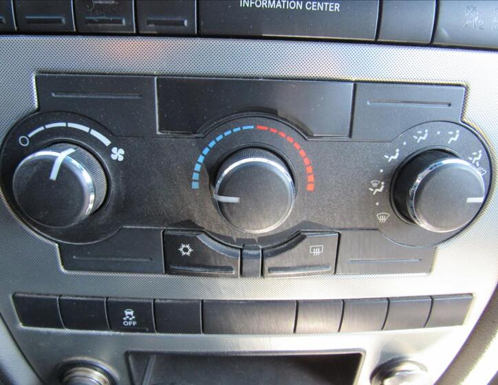 Jeep Grand Cherokee 17