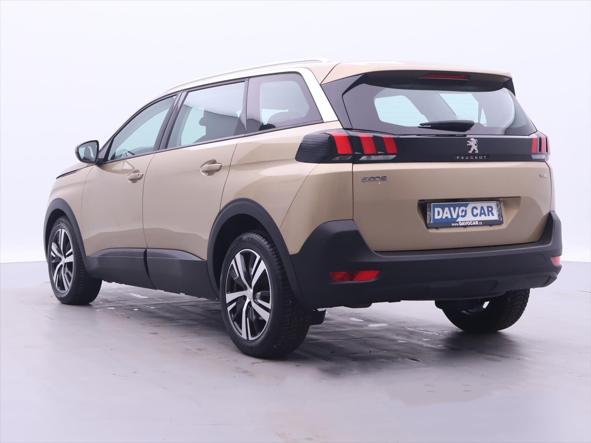 Peugeot 5008 SUV / Terénní 1,2 l 96 kw