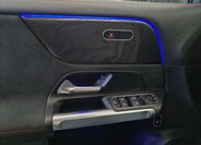 Mercedes-Benz GLB 12