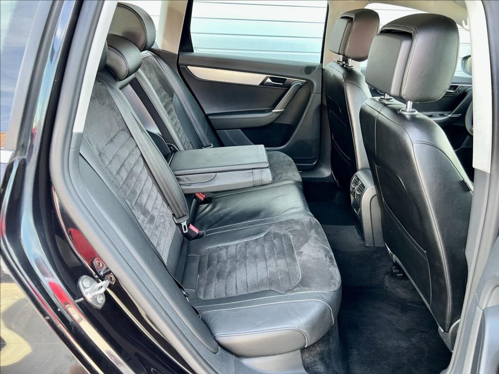 Volkswagen Passat Kombi 2,0 l 103 kw