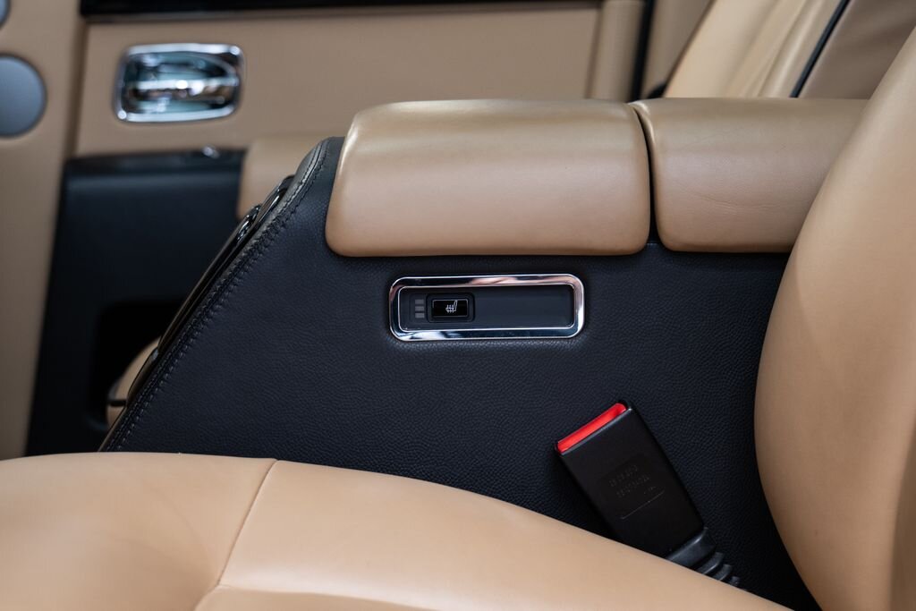 Rolls-Royce Phantom Sedan 6,7 l 338 kw