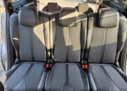 Peugeot 5008 SUV 1,5 l 96 kw