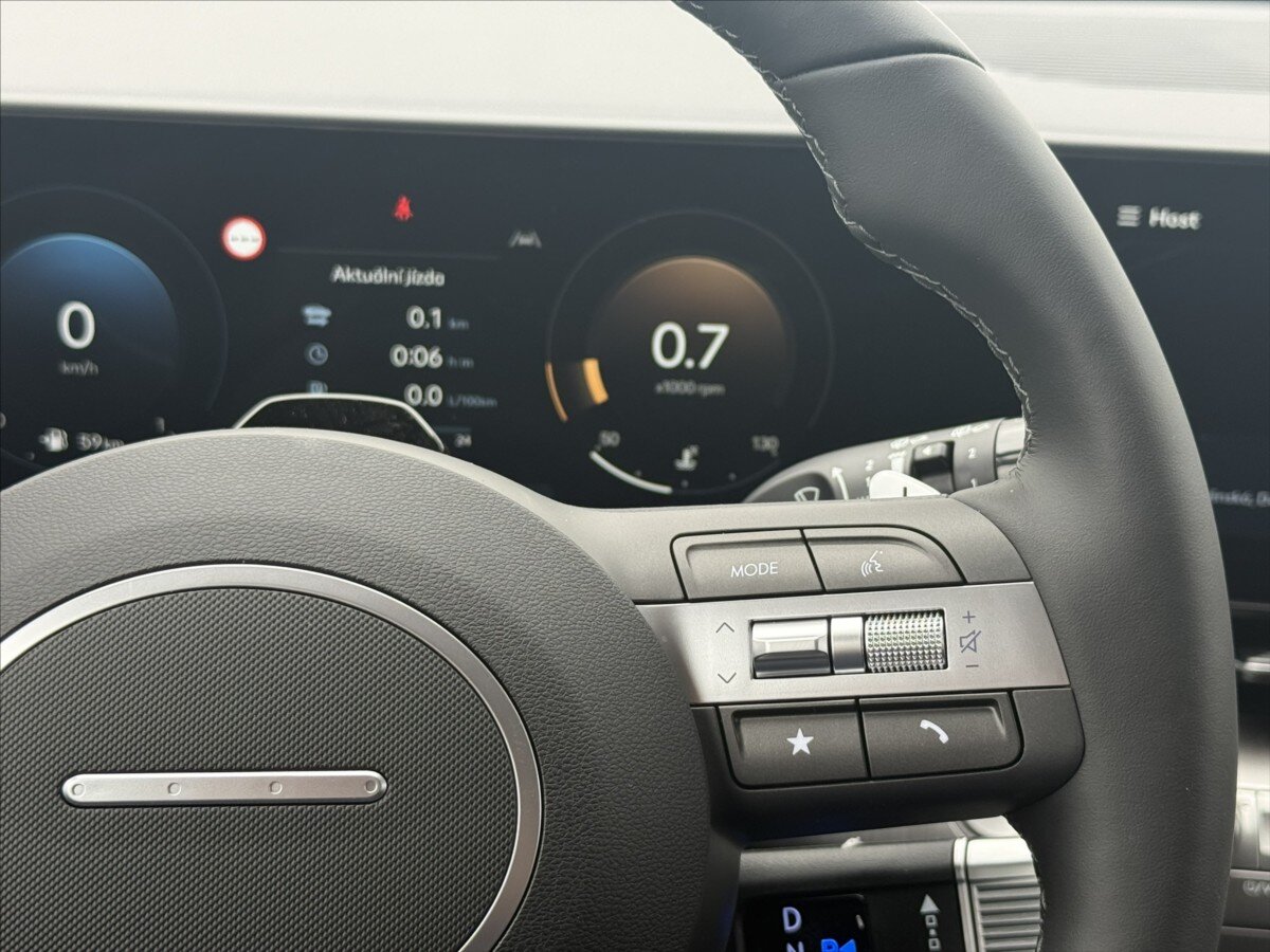 Hyundai Kona SUV / Terénní 1,6 l 132 kw