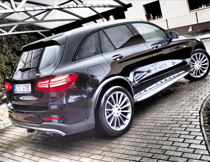 Mercedes-Benz GLC SUV / Terénní 3,0 l 270 kw
